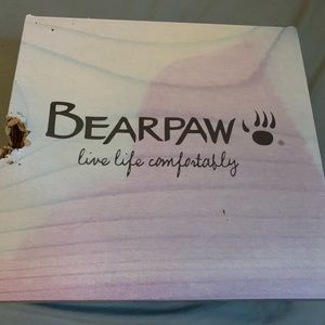 Bearpaw boots women’s size 9